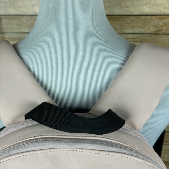 Horizn Studios -Gion TarpaulinBackpack - pink - Picture 2 of 16